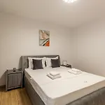 Aparthotel Cozy Unique In Brasov