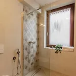 Cozy Unique In 4*