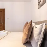Cozy Unique In 4* Brasov