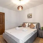 Cozy Unique In Aparthotel Brasov