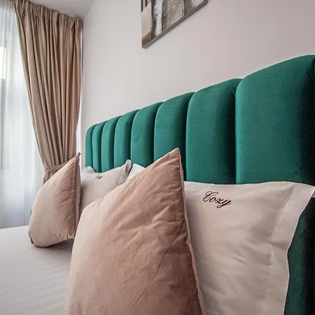 Cozy Unique In 4* Brasov