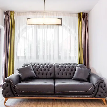 Unique And Cozy In Aparthotel Brasov