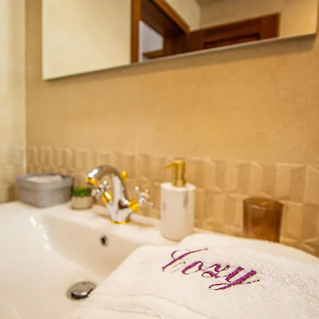 Aparthotel Cozy Unique In 4*