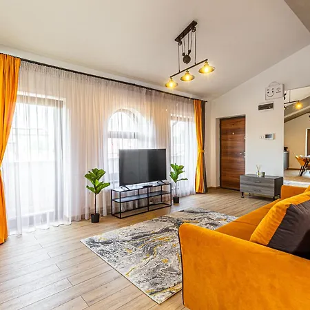 Cozy Unique In 4* Brasov