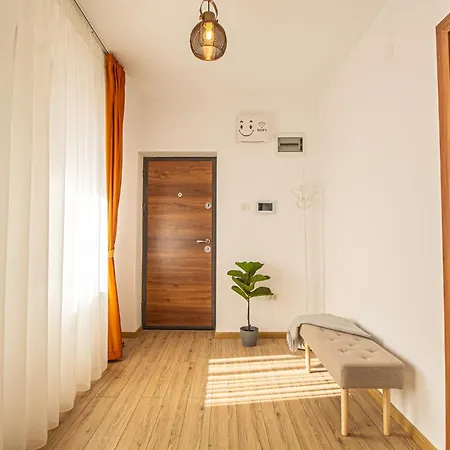 Unique And Cozy In 4*