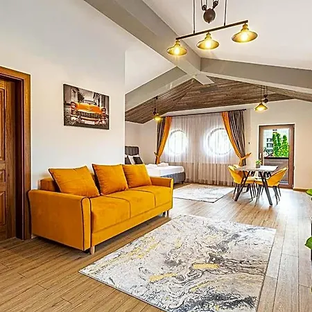 Cozy Unique In 4* Brašov