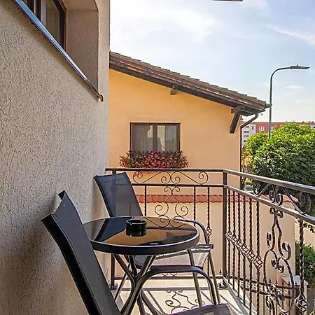 Aparthotel Cozy Unique In Brašov