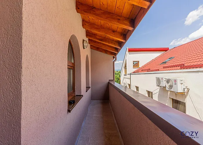 Aparthotel Unique In Brasov