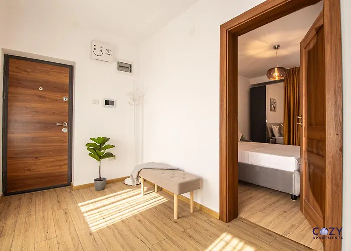 Unique In Aparthotel 4*